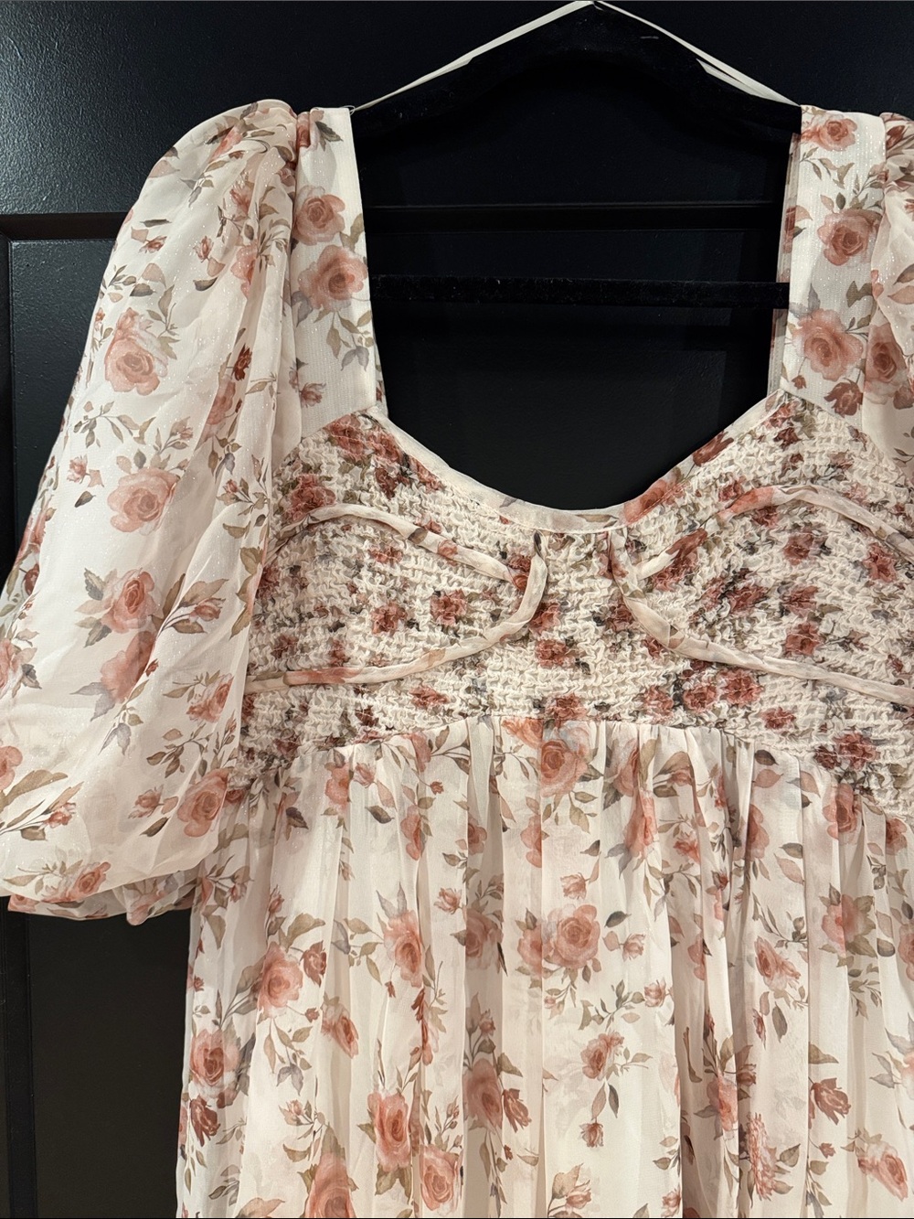Floral Puff-Sleeve Maxi Dress in Blush Rose - Picture 2 of 5